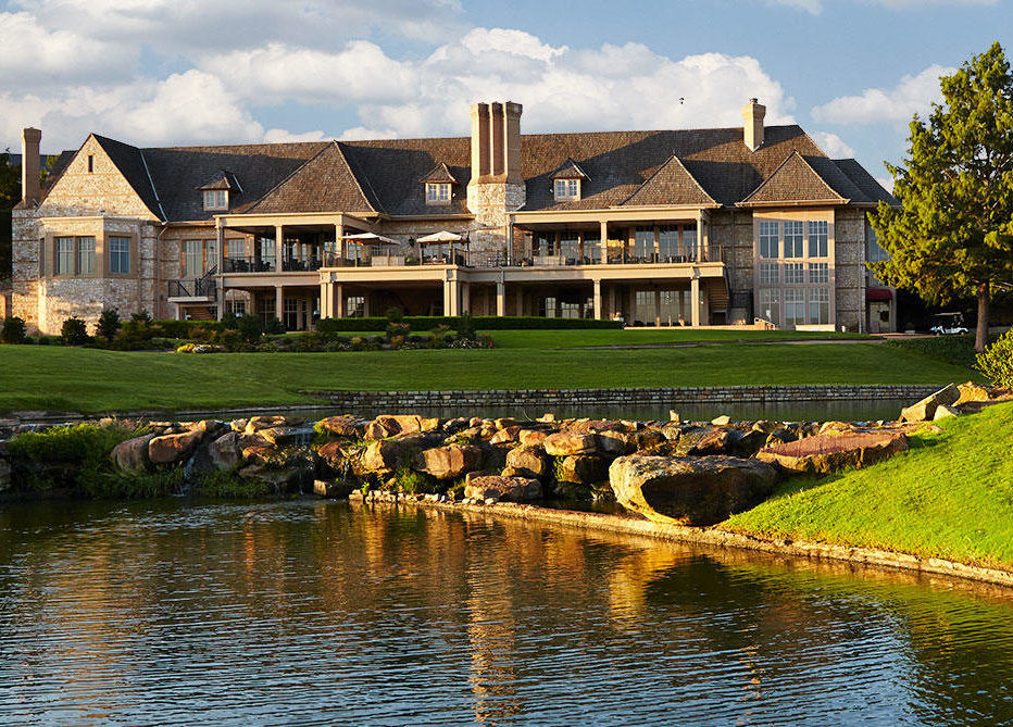 The luxury clubhouse at Stonebriar country club