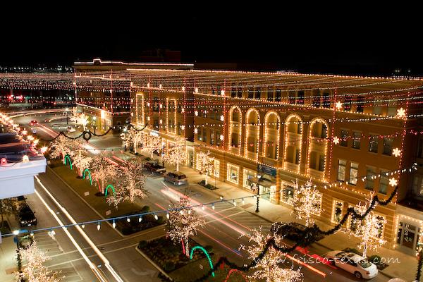 The Best Christmas Holiday Activities in Frisco and at Home